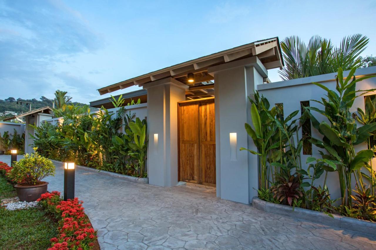 Dalaa 6 Villa Pantai Kamala Bagian luar foto